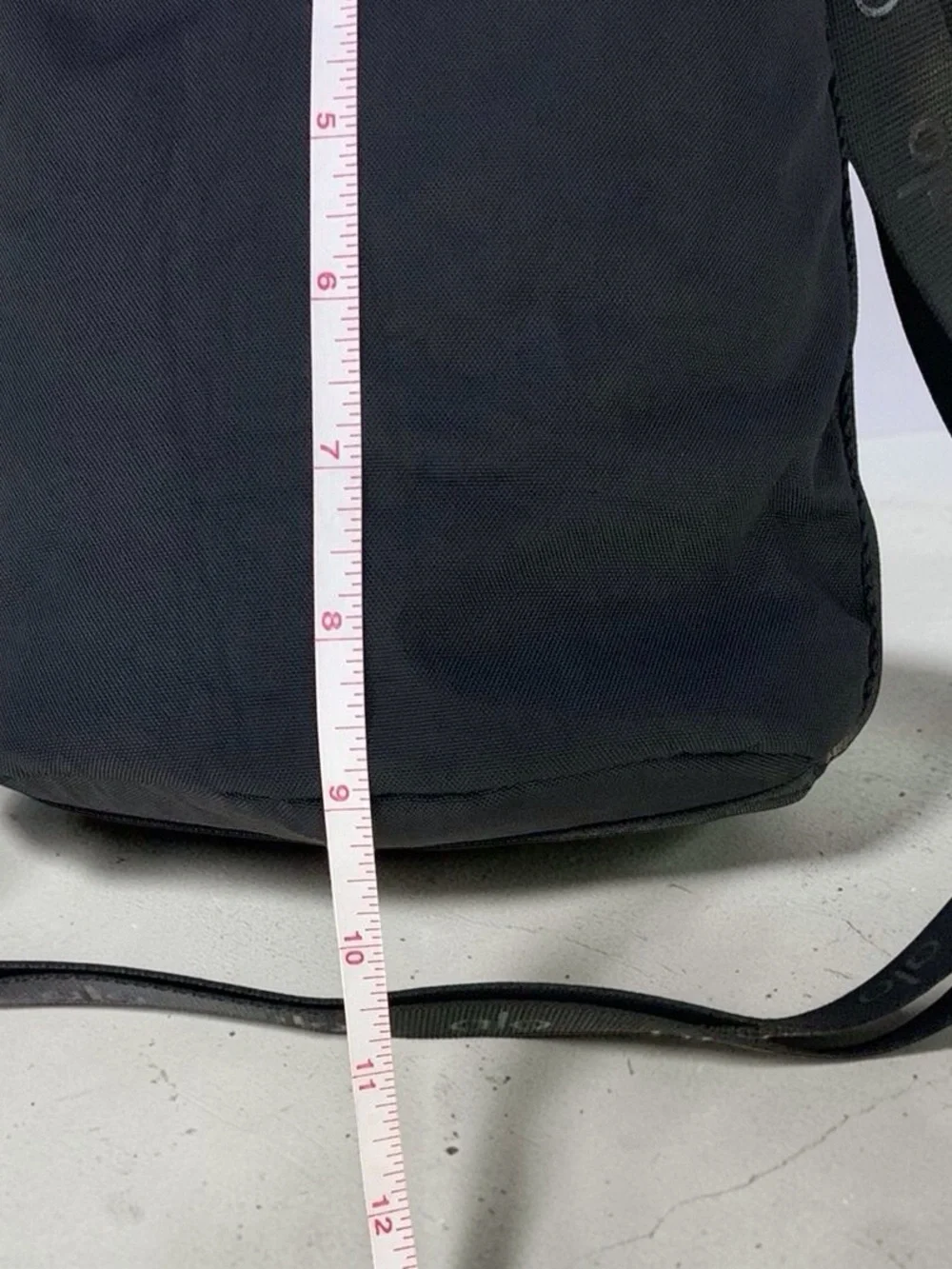 🤩ALO Yoga Black Drawstring Crossbody Bag